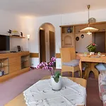 Woerz, Sigismundstrasse 6 *
